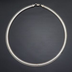 Vintage Italy Sterling Silver 925 7mm Omega Necklace 18"